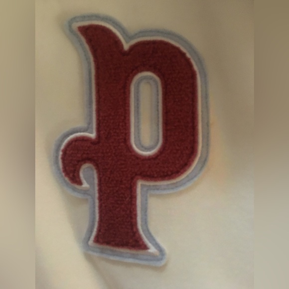 Woman’s Puma Set. Hoodie and Joggers. - Picture 6 of 11